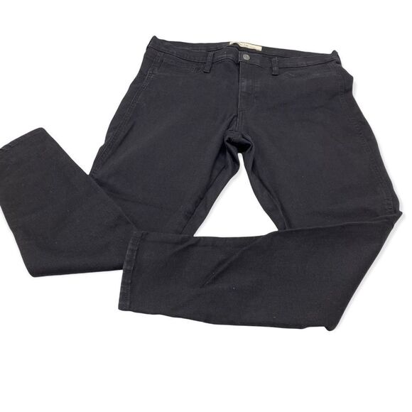 Gap Women's Stretch Black Denim Legging size 33R - Picture 3 of 9
